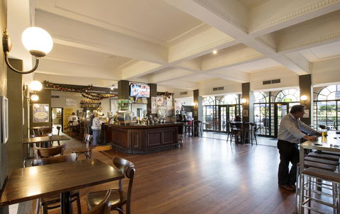 Captain Stirling Hotel - C Tourism 16