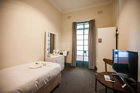 Captain Stirling Hotel - C Tourism 3