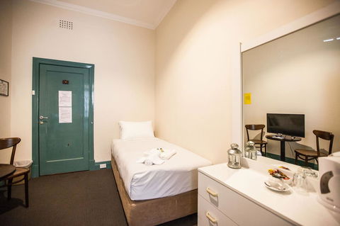 Captain Stirling Hotel - C Tourism 34