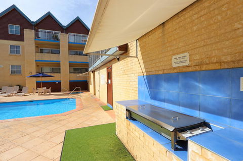 Hillarys Marina Apartment - C Tourism 31