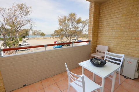 Hillarys Marina Apartment - C Tourism 11