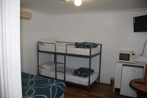 Busselton Ithaca Motel - C Tourism 44