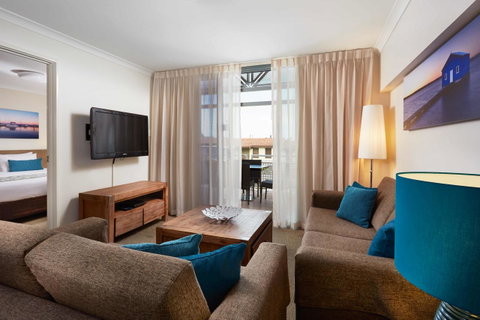 Broadwater Resort Como - C Tourism 22