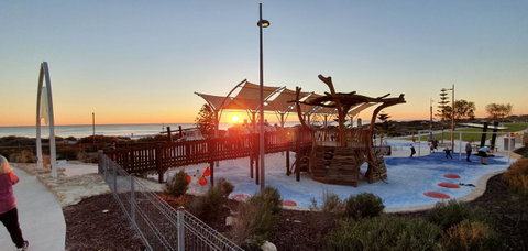 Scarborough Beach Front Resort - Shell Ten - C Tourism 18