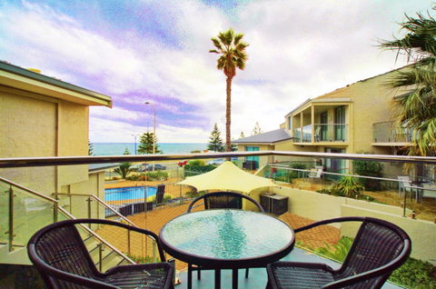 Scarborough Beach Front Resort - Shell Ten - C Tourism 11
