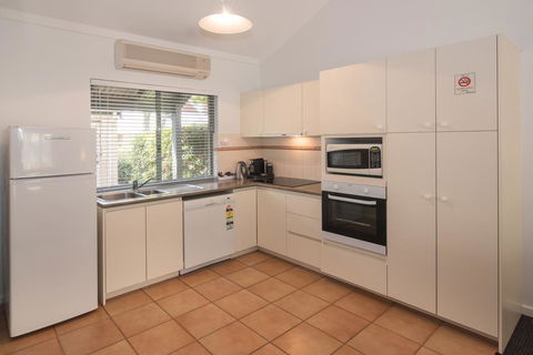 Bayshore Beachside Resort - C Tourism 22