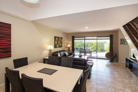 Bayshore Beachside Resort - C Tourism 18