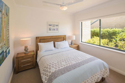 Bayshore Beachside Resort - C Tourism 9