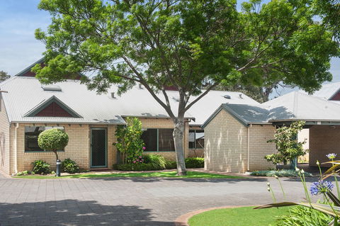 Bayshore Beachside Resort - C Tourism 32