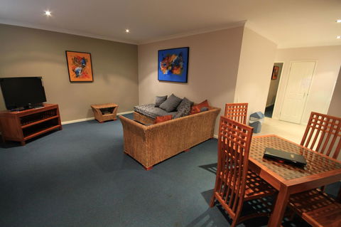 Bunbury Motel And Apartments - C Tourism 11