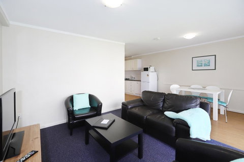 West Beach Lagoon 202 - Quiet & Ground Floor! - C Tourism 11
