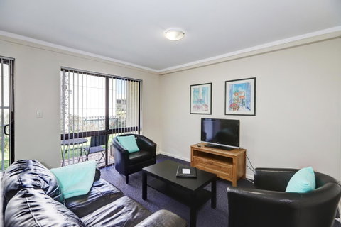 West Beach Lagoon 202 - Quiet & Ground Floor! - C Tourism 12