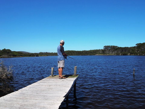 Riverside Retreat Chalets, Walpole - C Tourism 19