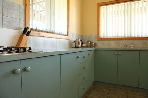 Riverside Retreat Chalets, Walpole - C Tourism 11