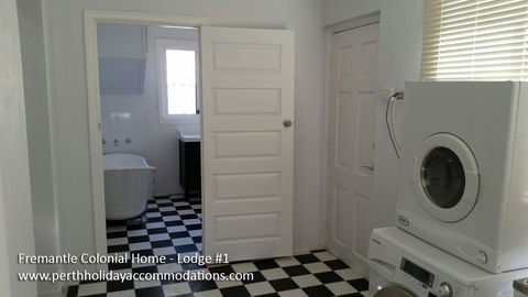 Fremantle Colonial Home - C Tourism 32