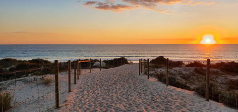West Beach Lagoon 114 â€“ Ocean Views - C Tourism 22