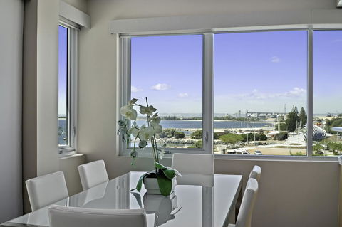 Luxury Suite Bunbury - C Tourism 6