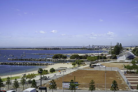 Luxury Suite Bunbury - C Tourism 22