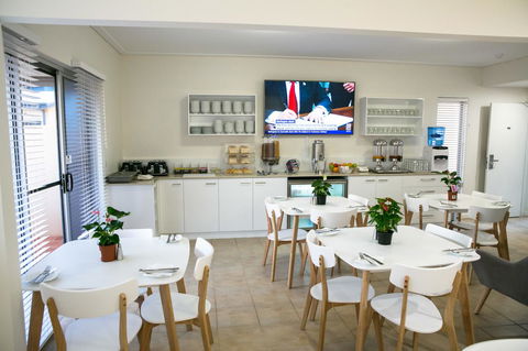 Nesuto Geraldton - C Tourism 22
