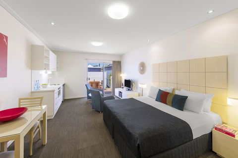 Nesuto Geraldton - C Tourism 15