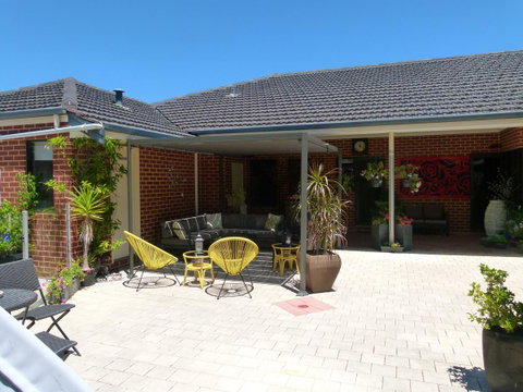 Seatrees Accommodation - C Tourism 1