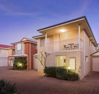 Cooper Street - C Tourism