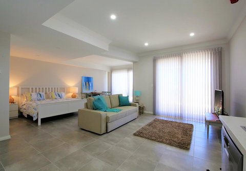 Studio Style Mindarie Marina - C Tourism 4