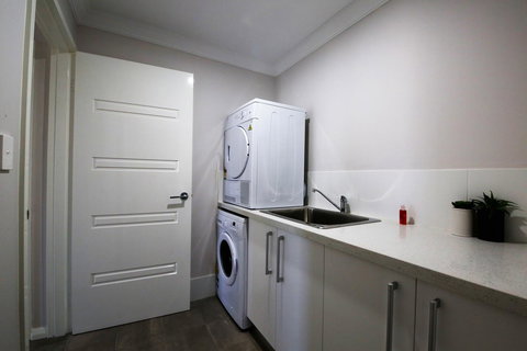 Studio Style Mindarie Marina - C Tourism 8