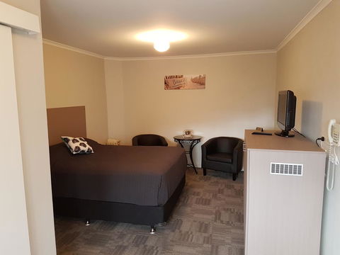 Mandurah Foreshore Motel - C Tourism 8