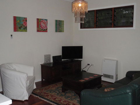 Gypsy Cottage - C Tourism 3