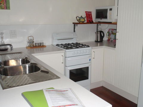 Gypsy Cottage - C Tourism 4