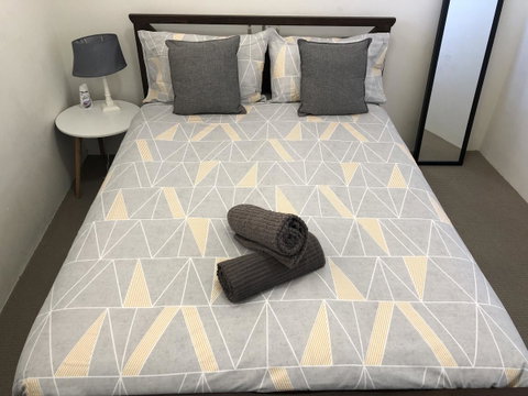 Gerring Court With Free 1 Car Bay Parking - C Tourism 4