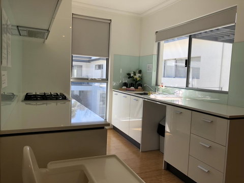 Gerring Court With Free 1 Car Bay Parking - C Tourism 11