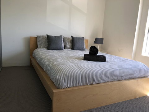 Gerring Court With Free 1 Car Bay Parking - C Tourism 1