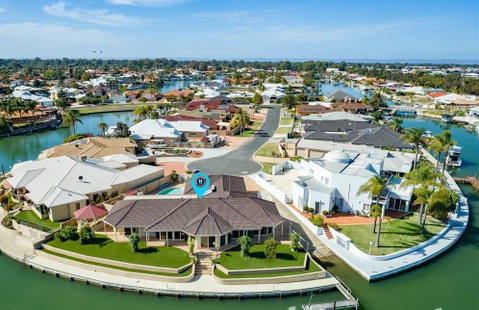 LA ANCHOR ON THE CANALS (MANDURAH) - C Tourism 0