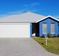The beach house - C Tourism