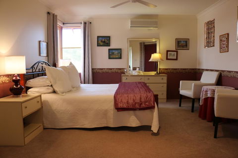 Crossland House - C Tourism 16