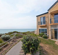Caravel Beach House Mandurah - C Tourism