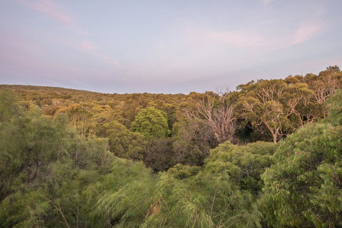 12/26 Yallingup Beach Road - C Tourism 18