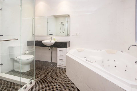 12/26 Yallingup Beach Road - C Tourism 5