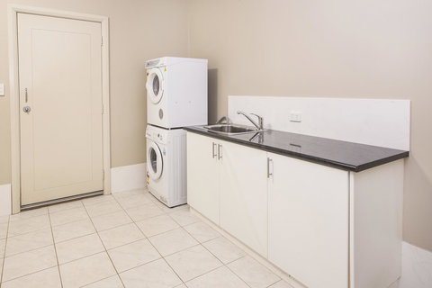 12/26 Yallingup Beach Road - C Tourism 17