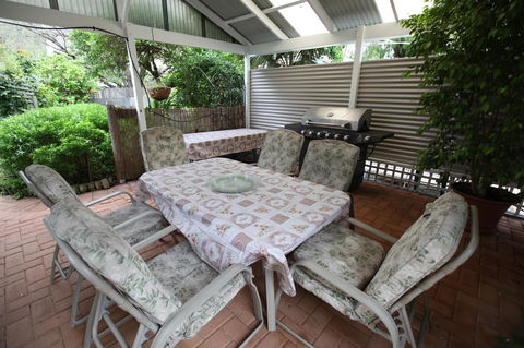 Jacaranda Guest House - C Tourism 30