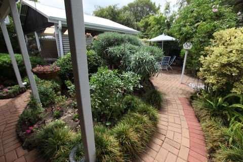 Jacaranda Guest House - C Tourism 26