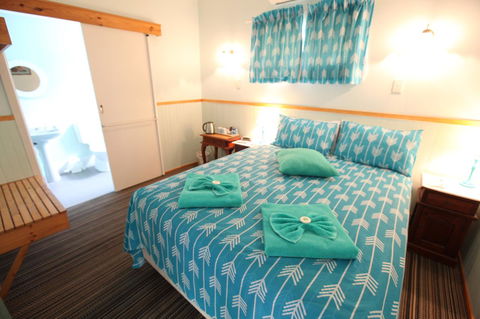 Jacaranda Guest House - C Tourism 10