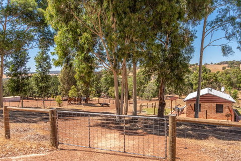 'Bindoon Valley Escape' Cottage - C Tourism 11
