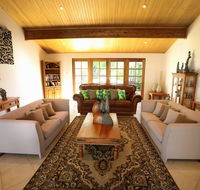 Nivalis Bed And Breakfast - C Tourism