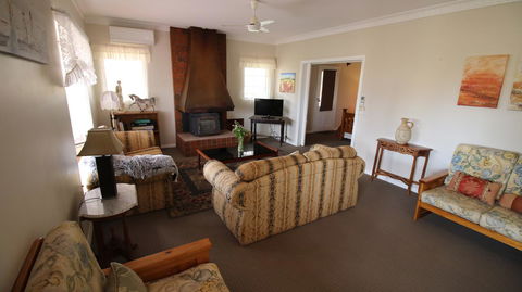 Daisy Cottage - C Tourism 12