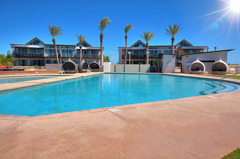 Mantarays Ningaloo Beach Resort - C Tourism 18