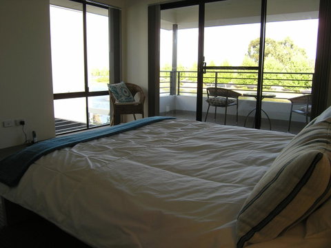 Swan Valley Townhouse - C Tourism 22