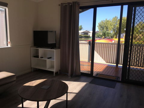 Jurien Bay Tourist Park - C Tourism 32
